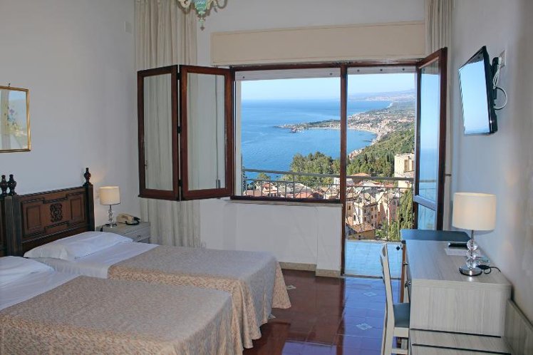 DOUBLE SINGLE USE SEA VIEW WITH BALCONY Room