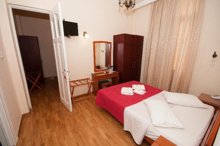 QUADRUPLE STANDARD Room