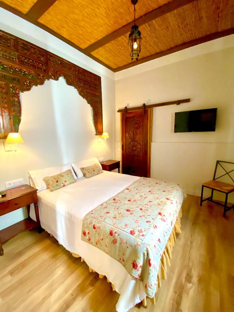 DOUBLE STANDARD Room
