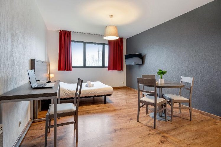 APARTMENT CAPACITY 4 Room