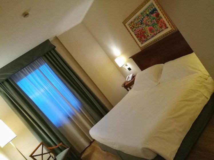 DOUBLE STANDARD Room