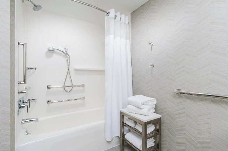 DOUBLE TWO QUEEN BEDS Room