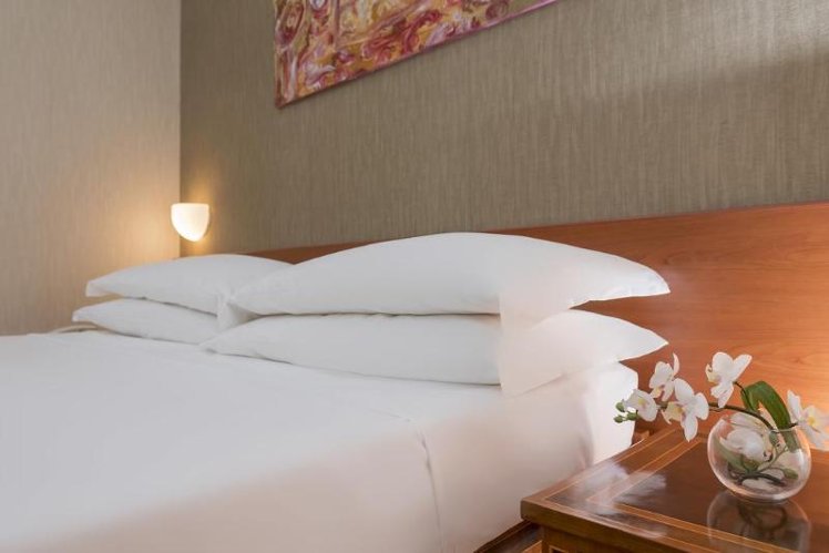 SINGLE STANDARD Room