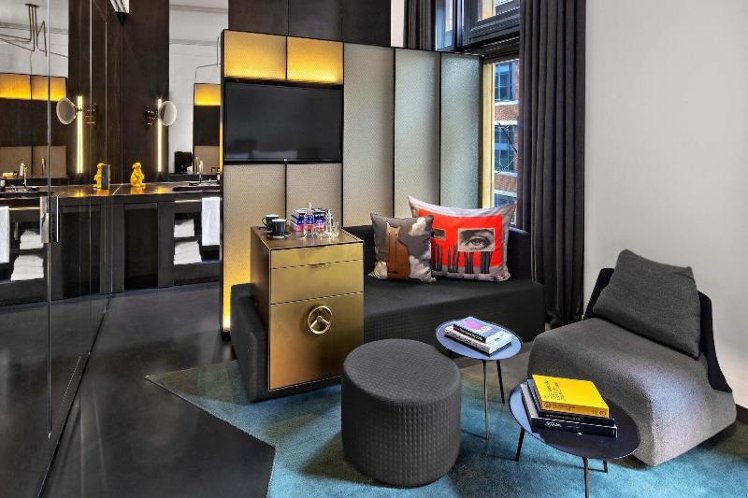 STUDIO WITH VIEWS Room