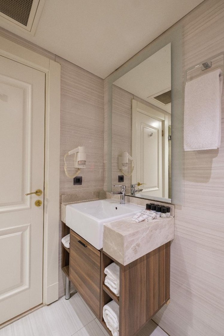 Double or Twin SUPERIOR Room