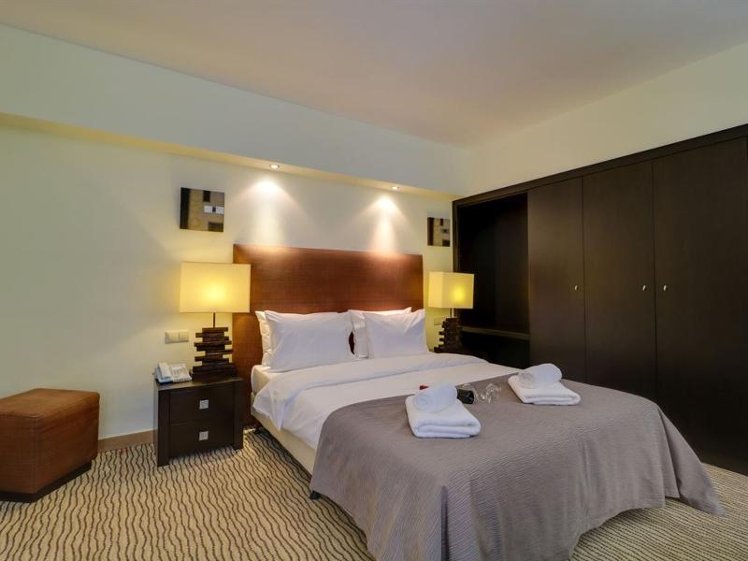 FAMILY ROOM TWO BEDROOMS Room