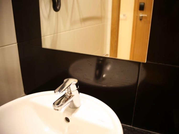 TRIPLE STANDARD Room