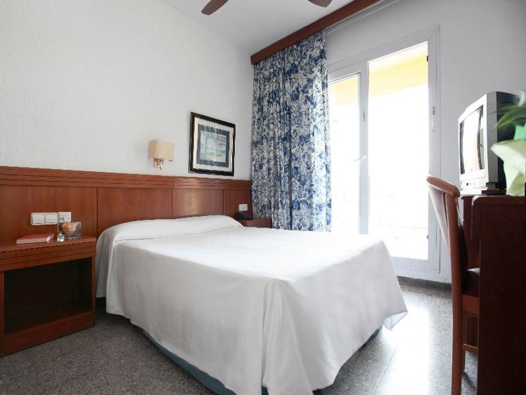 SINGLE STANDARD Room