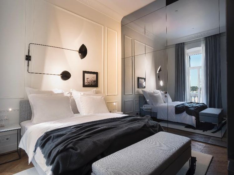 SUITE CAPACITY 4 Room