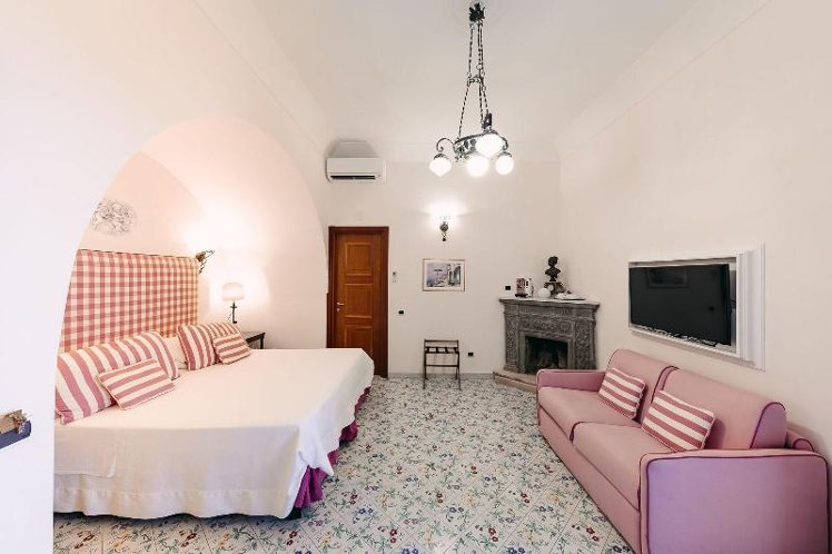 Double or Twin DELUXE SEA VIEW Room