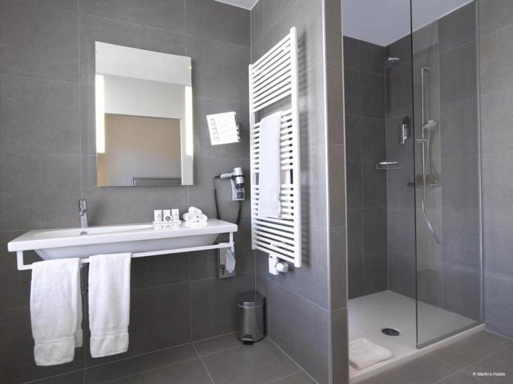 DOUBLE STANDARD Room