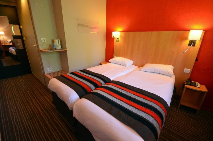 TWIN STANDARD Room