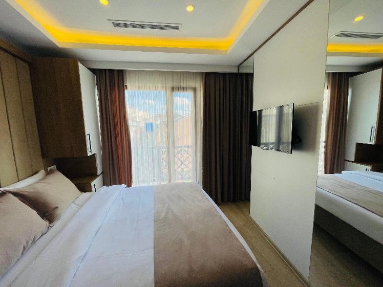 DOUBLE STANDARD Room