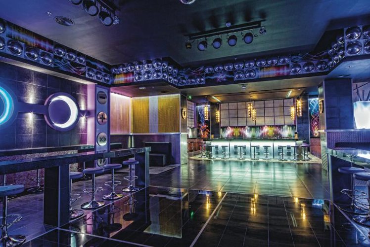 Bar