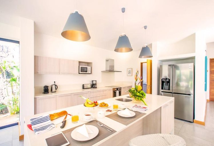 VILLA CAPACITY 7 THREE BEDROOMS Room