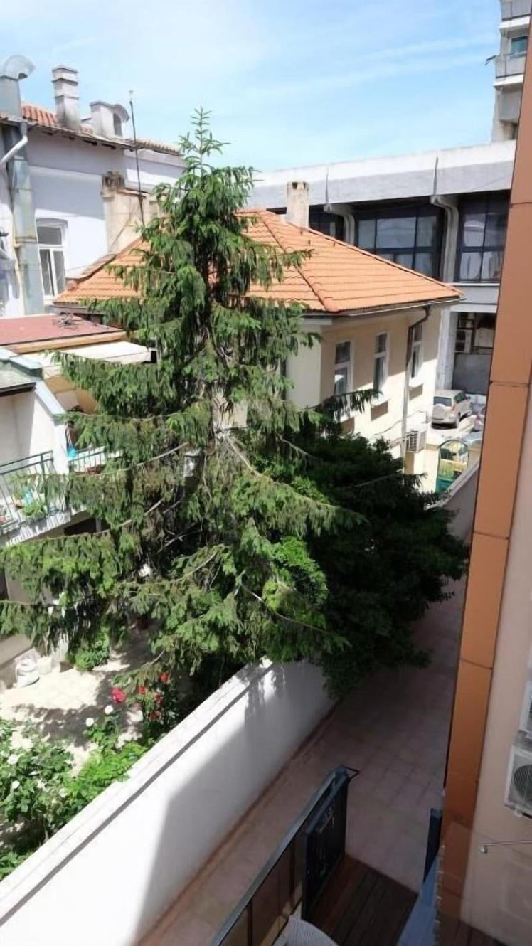 Caro Aparthotel
