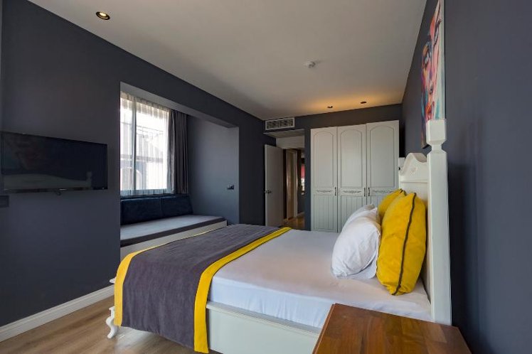 SUITE KING SIZE BED Room