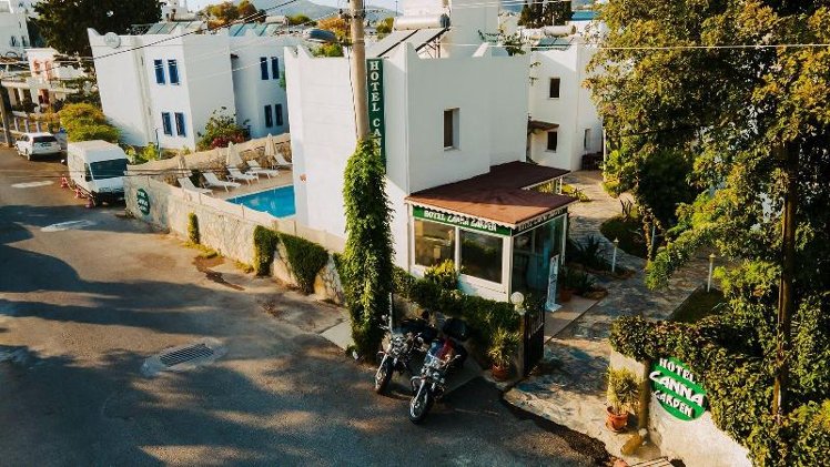 Canna Garden Hotel