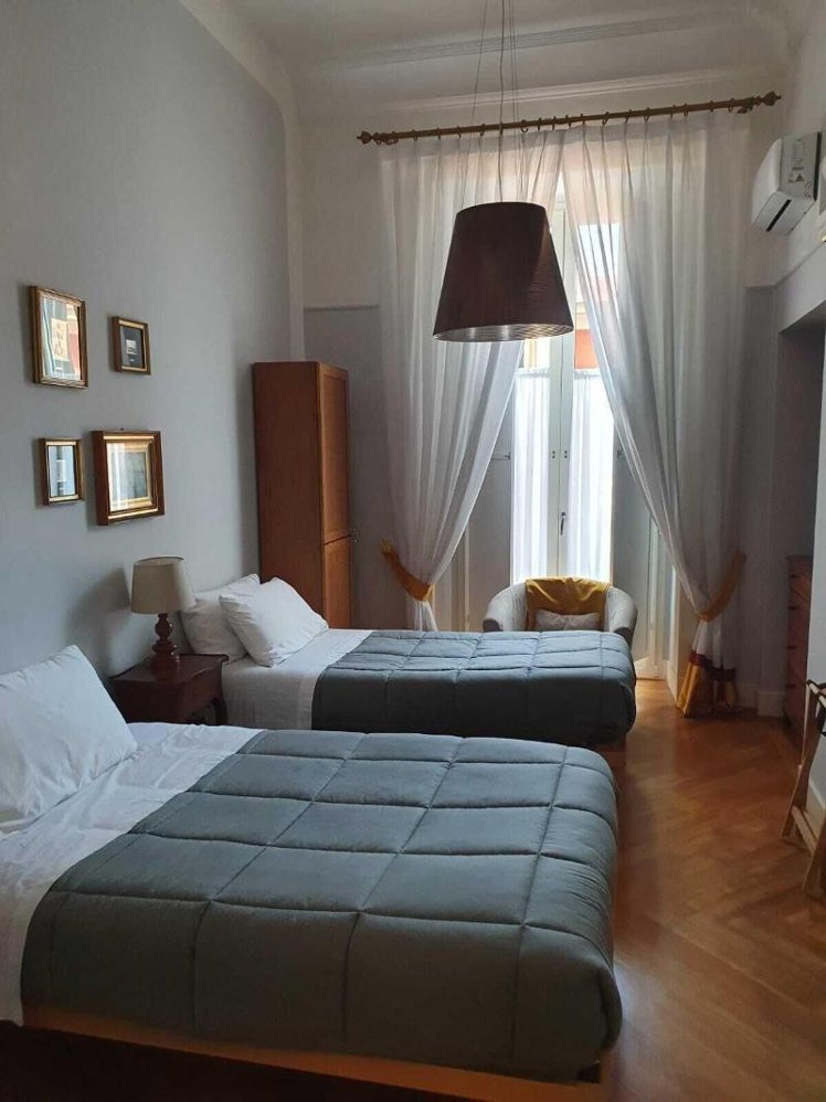Moon Luxury Rooms & Apartments