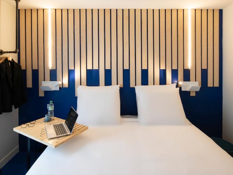 SINGLE STANDARD Room