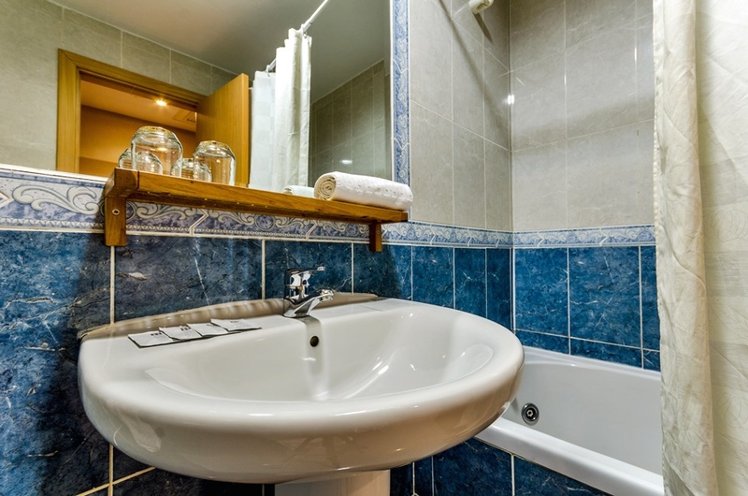 TWIN STANDARD Room