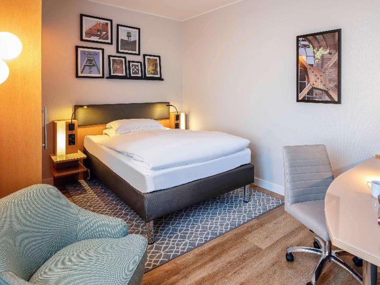 SINGLE PREMIUM Room