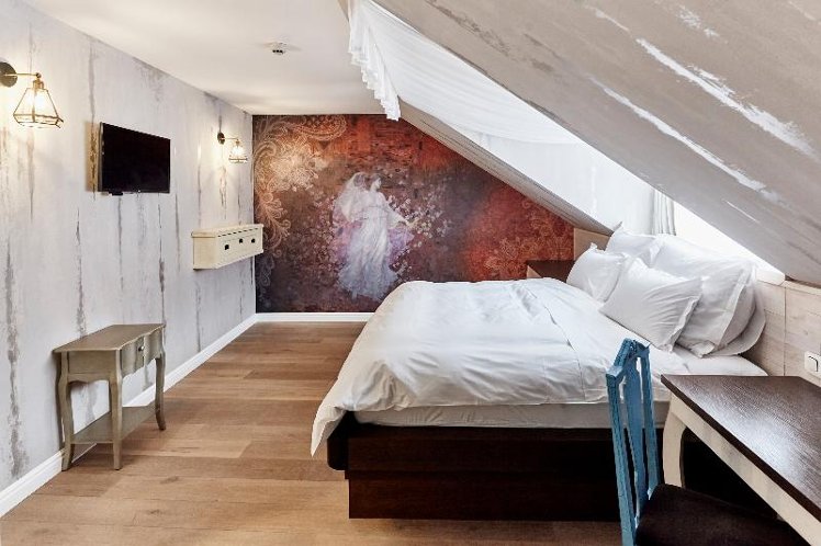 DOUBLE DELUXE Room