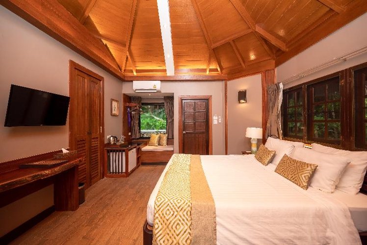 DOUBLE SUPERIOR Room