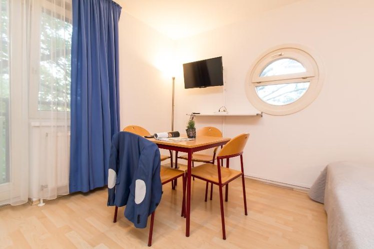 APARTMENT STANDARD Room