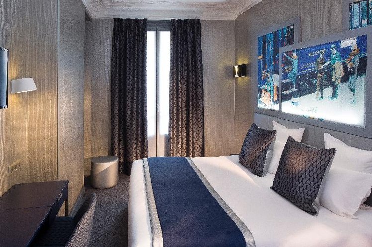DOUBLE STANDARD Room