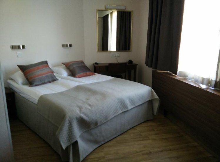 DOUBLE STANDARD Room