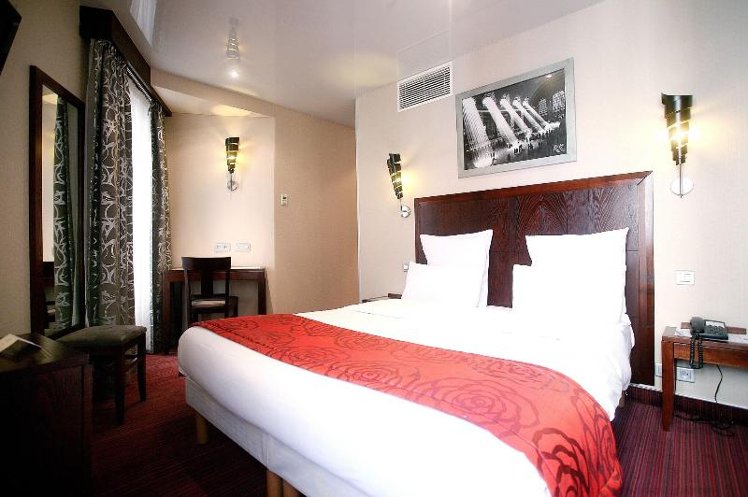 DOUBLE ONE BED Room
