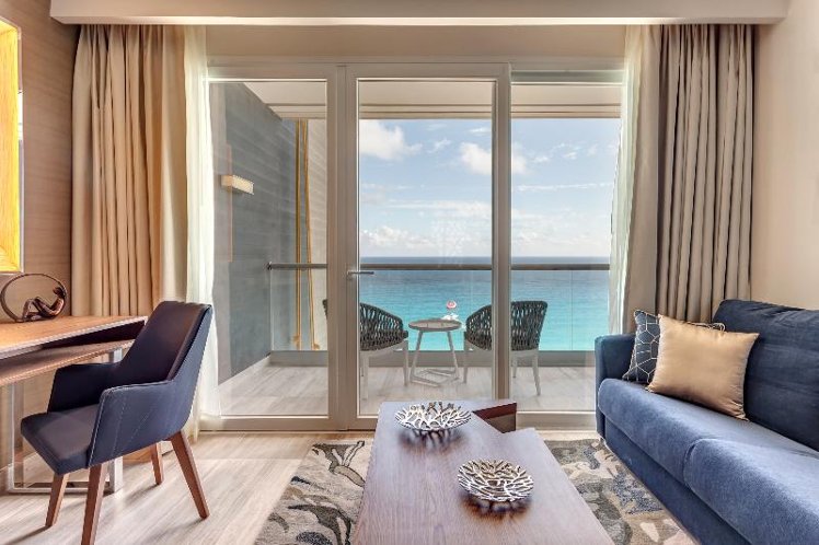 JUNIOR SUITE OCEAN FRONT TWO BEDROOMS Room
