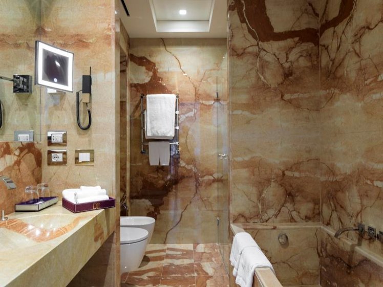 DOUBLE DELUXE SEA VIEW Room