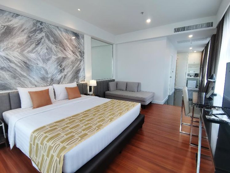 DOUBLE GRAND Room
