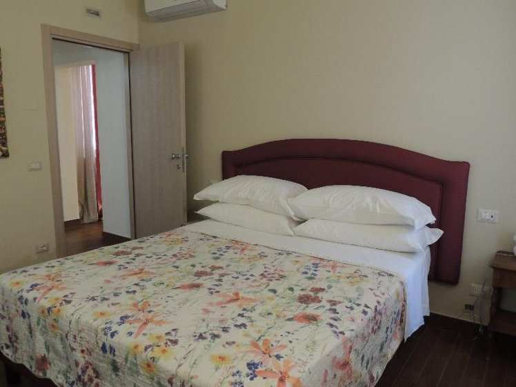APARTMENT CAPACITY 4 Room