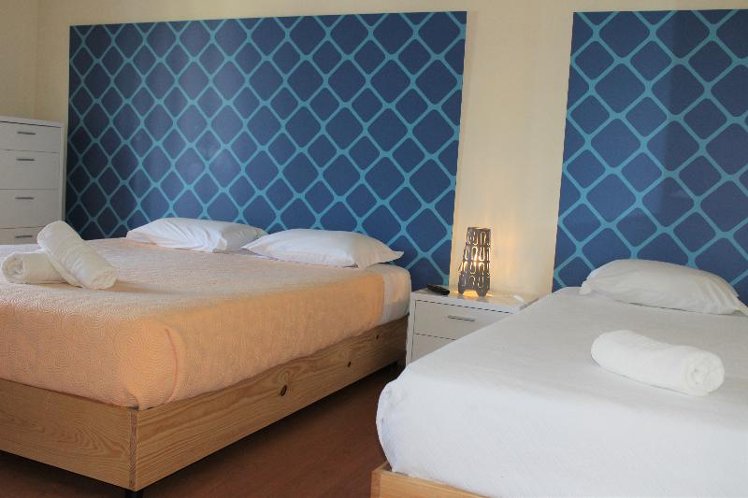TRIPLE WITH SHARED BATHROOM Room