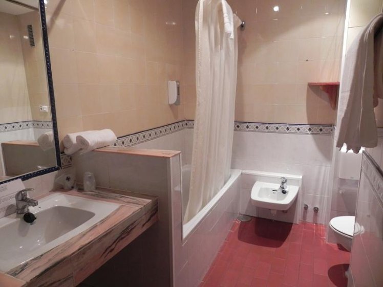 Double or Twin ONE BED Room