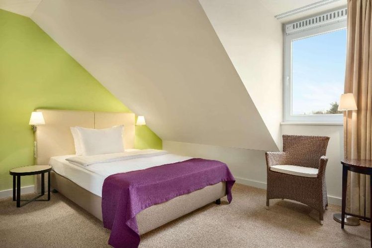 SINGLE SUPERIOR Room