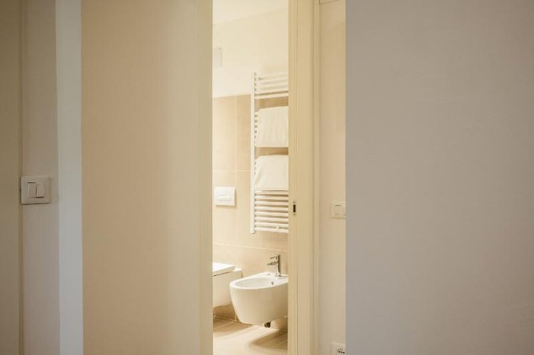 APARTMENT ONE BEDROOM TWO BATHROOMS Room