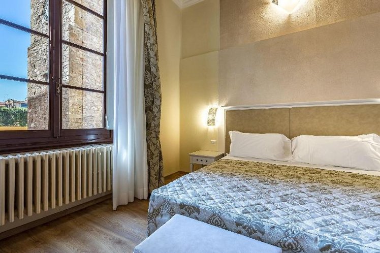 TWIN DELUXE Room
