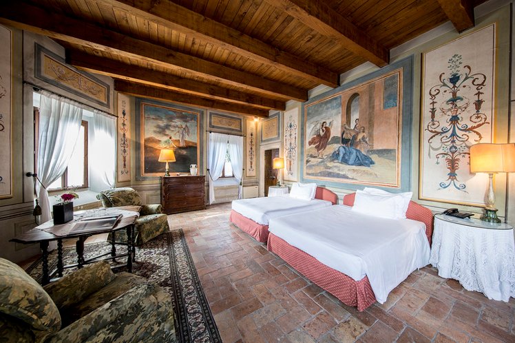 JUNIOR SUITE DELUXE Room