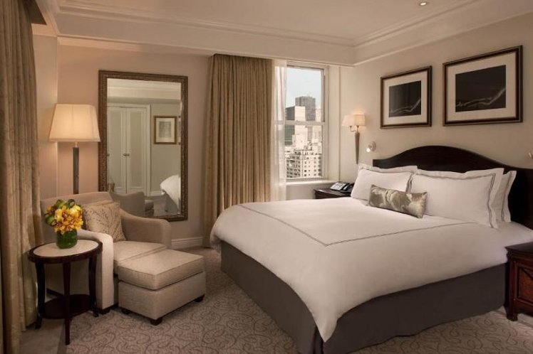 Room DELUXE Room