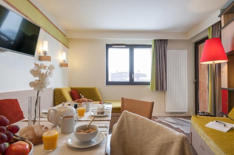 APARTMENT CAPACITY 5 Room