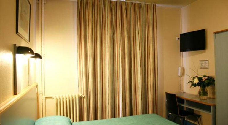 SINGLE STANDARD Room