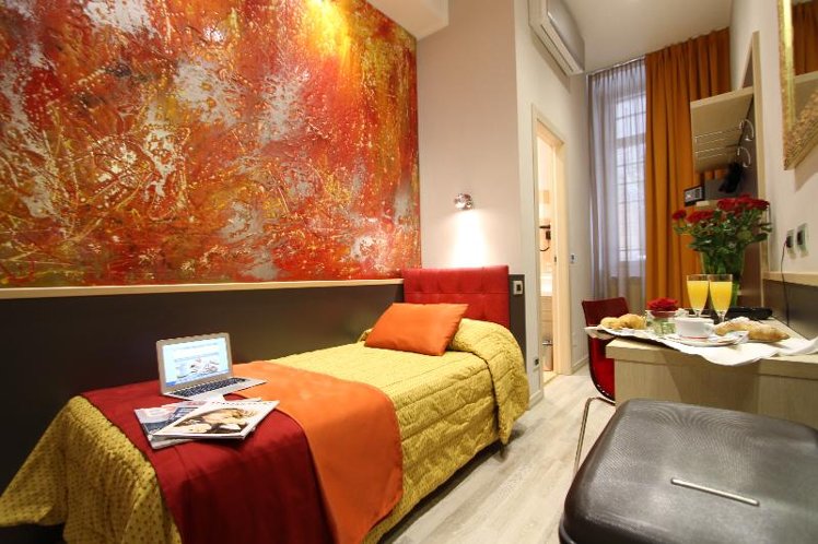 SINGLE BASIC Room