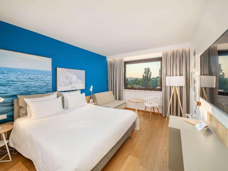 DOUBLE COMFORT Room