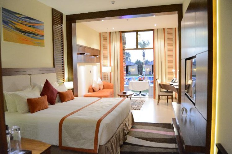 Double or Twin DELUXE Room
