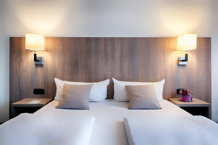 DOUBLE BUSINESS Room