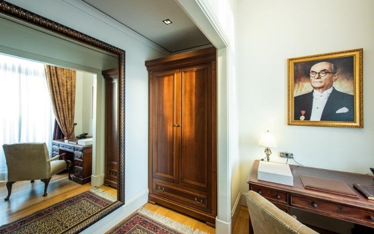 SUITE CLASSIC Room
